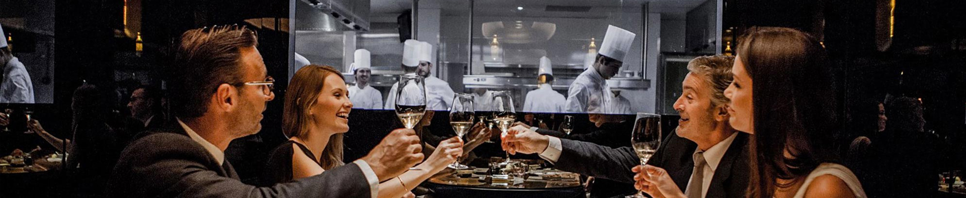 Immersion totale dans les cuisines d'un restaurant Alain Ducasse